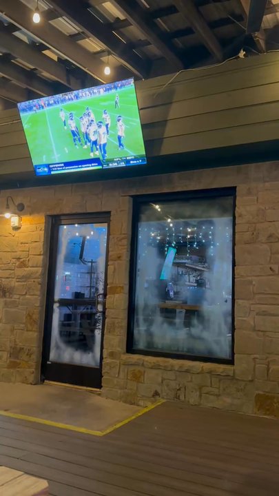 Boulevard Social - Outdoor seating at BS - Sports Bars Near Me - Austin, Texas