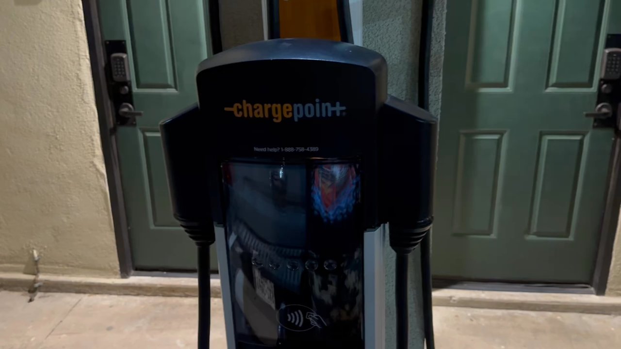 Angoria Hotel - I do not know how to use or own an EV vehicle, but apparently they do have a charging station. And I guess that's a plus for some people. - Hotels Near Me - San Angelo, Texas