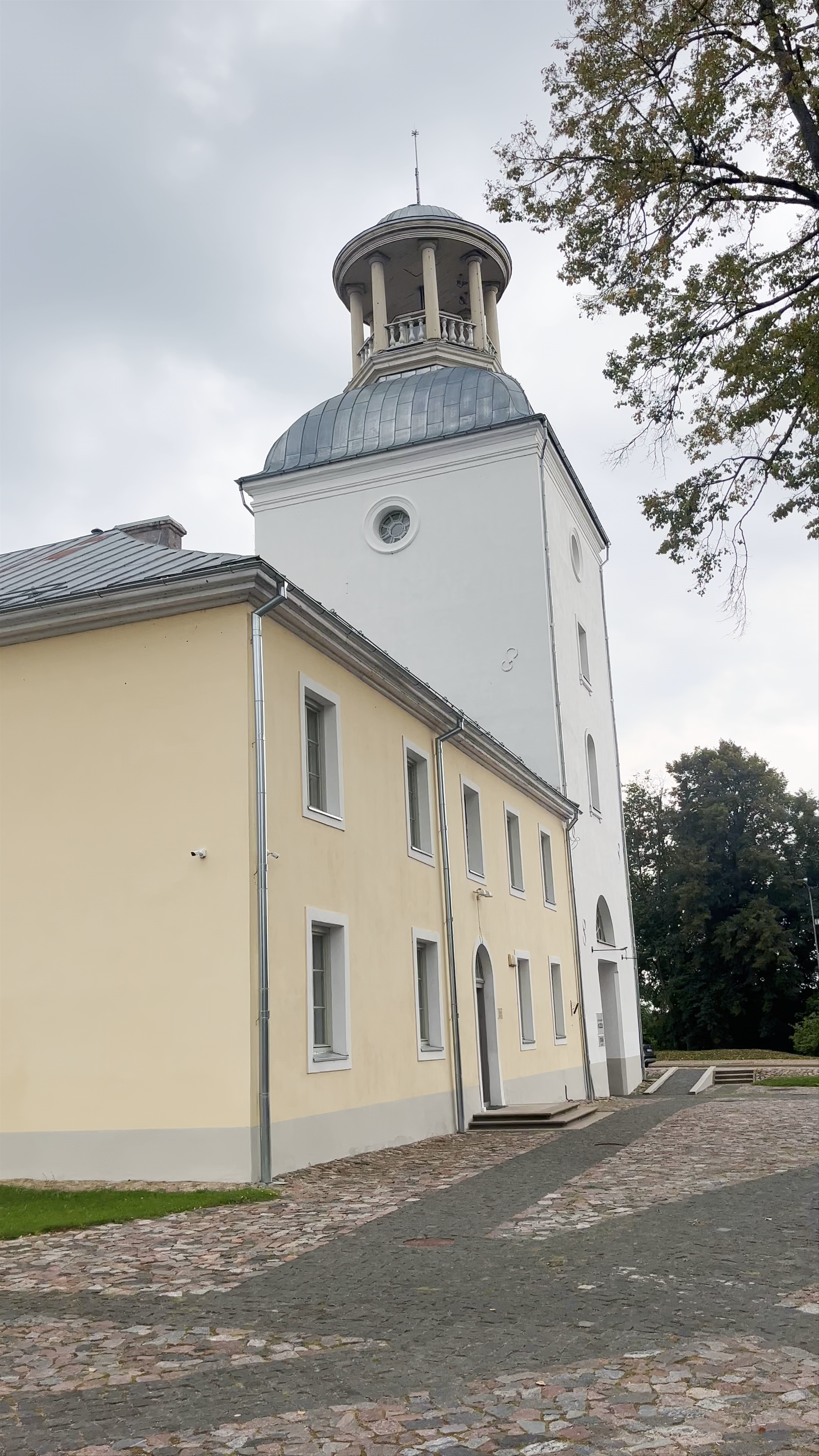 Крустпилский замок