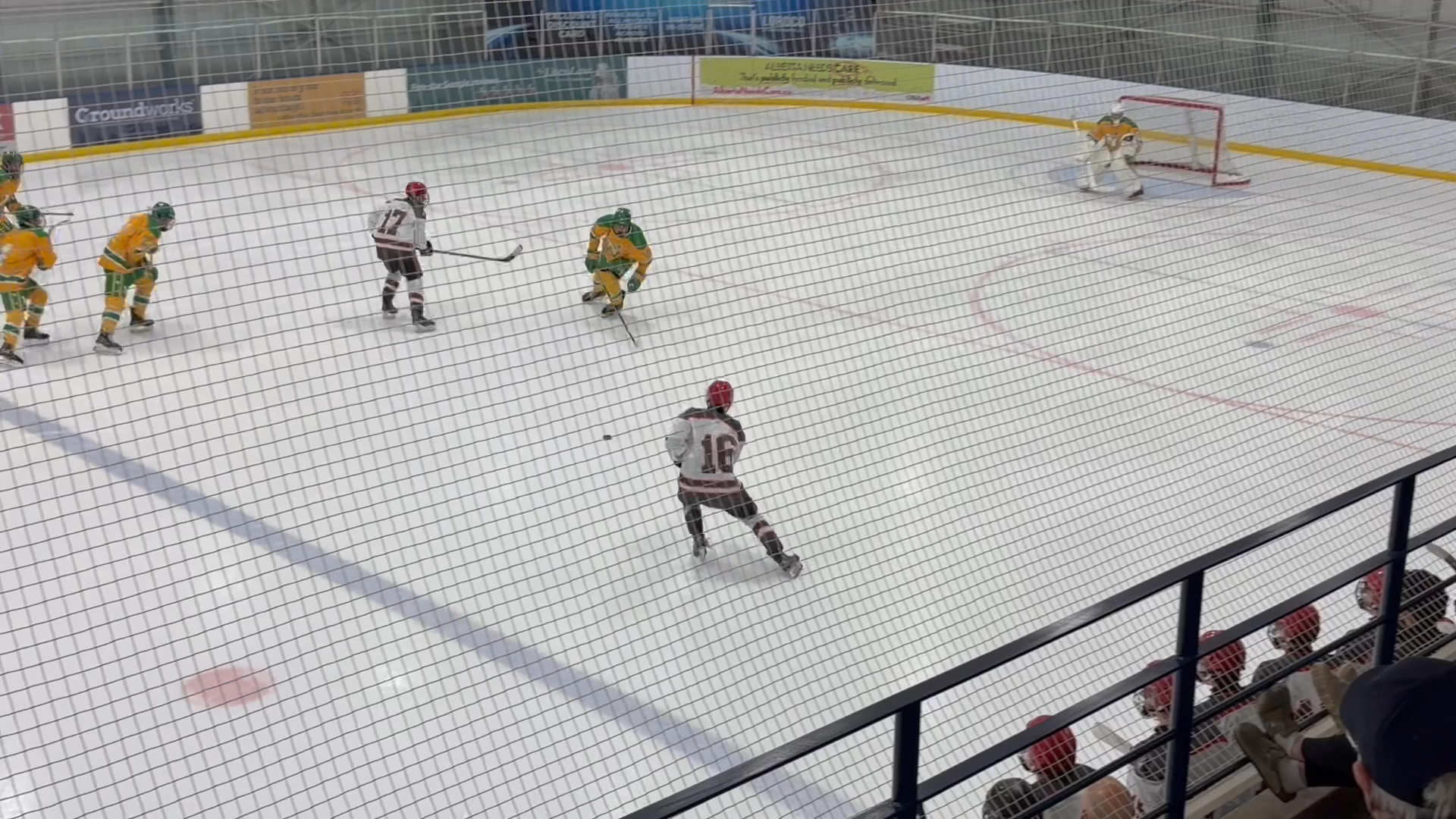 Santino Pricca Shuts the Five-Hole on this quick release by the Timberwolves