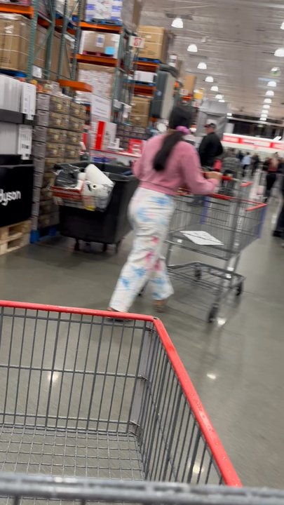 Costco - Wholesale Stores Near Me - Everett, Washington