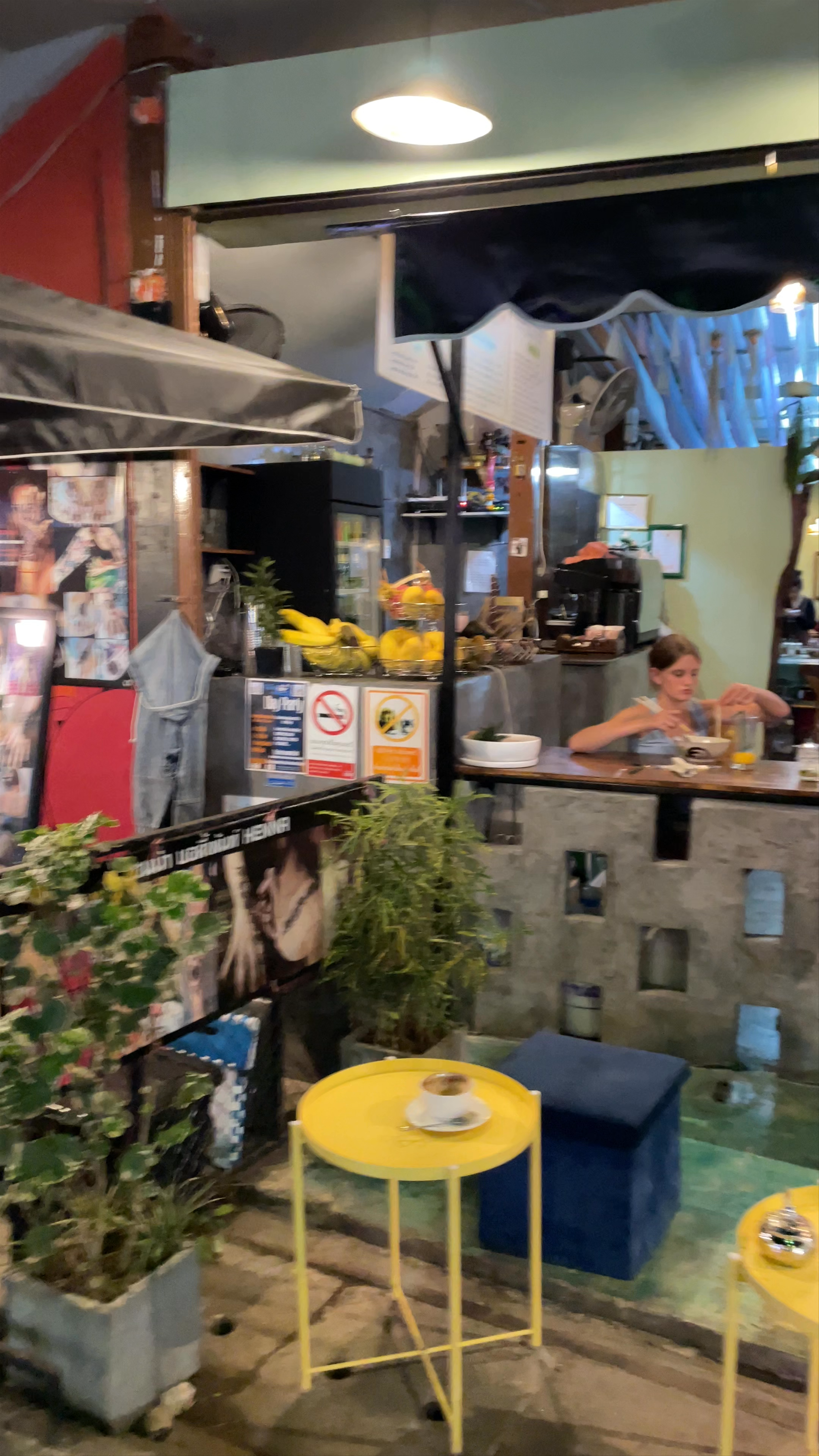 Cozy Evening at Sugar Cane Cafe in Pai, Thailand