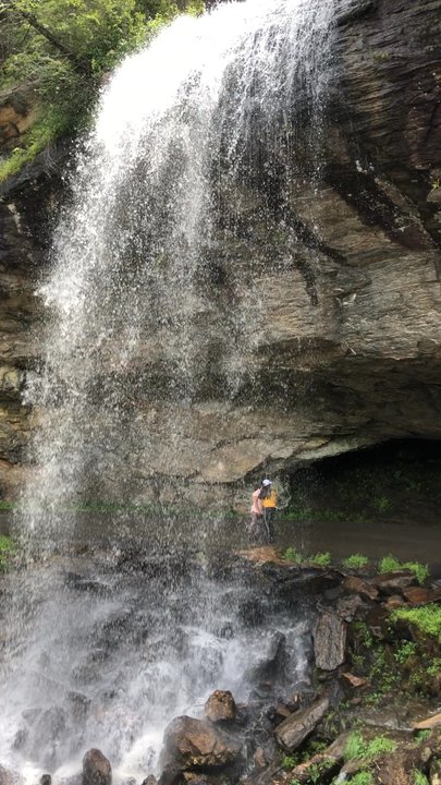 Bridal Veil Falls - Bridal Veil Falls (Highlands NC) - Landmarks & Historical Buildings Near Me - Highlands, North Carolina