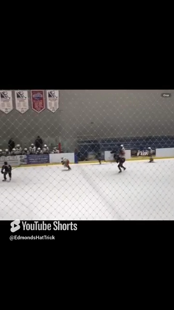 Rocco Edmonds: Dominating Defense with a Solid Check