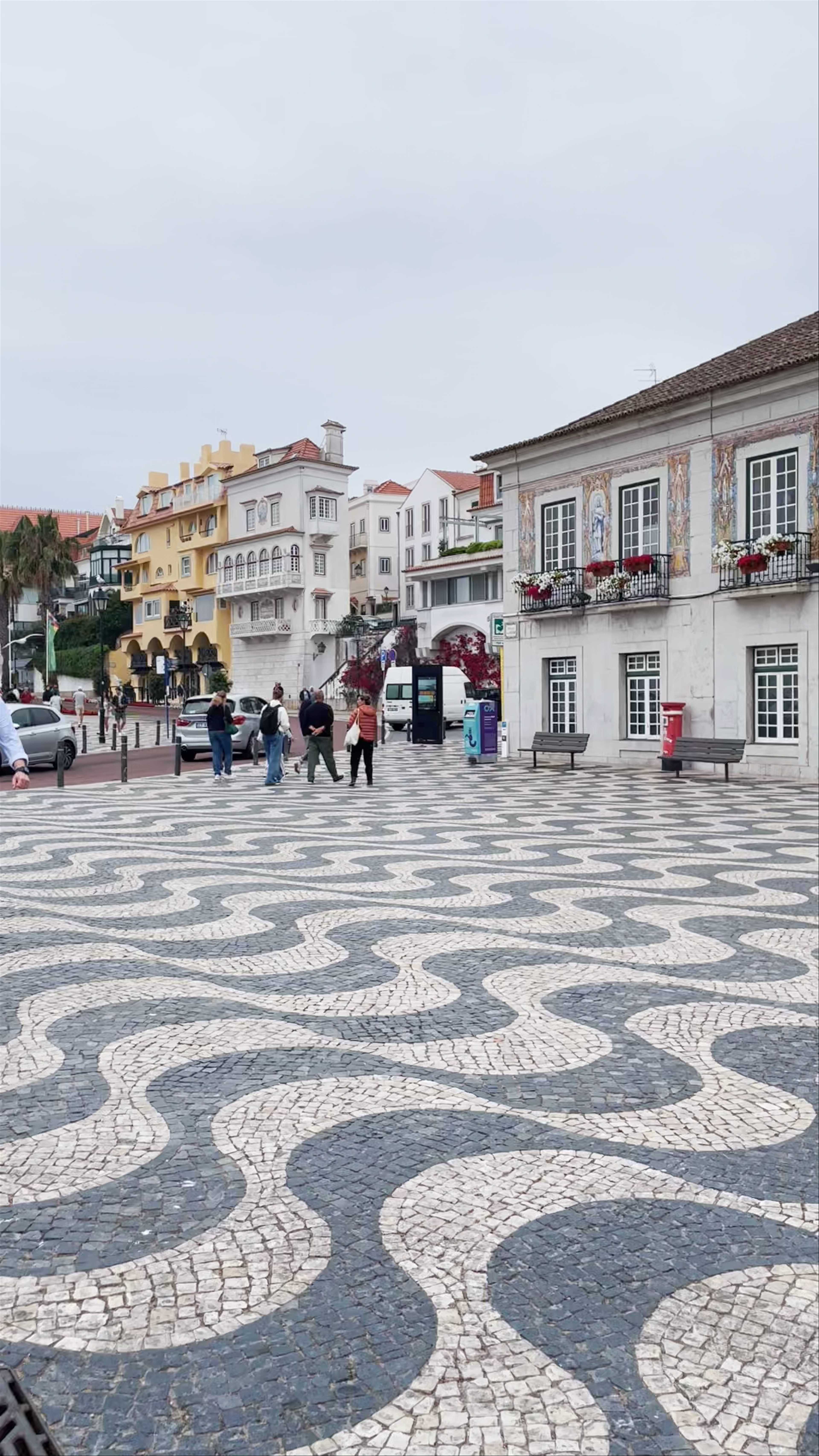 Dom Pedro I Statue and Praça 5 de Outubro in Cascais, Portugal