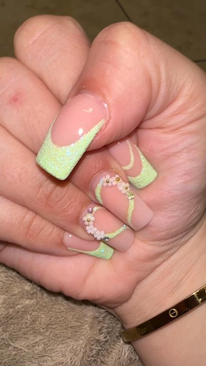 Bella Lounge and Spa - Nail Salons Near Me - Bridgewater, New Jersey