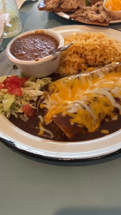 Mi Madre's Restaurant - Beef enchiladas chicken nachos - Tex-Mex Near Me - Austin, Texas
