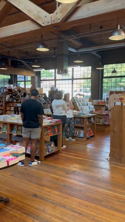 Elliott Bay Book - Bookstores Near Me - Seattle, Washington