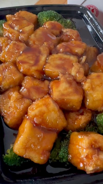 Hunan Kitchen - General Tso's Chicken Special - Chinese Near Me - South Plainfield, New Jersey