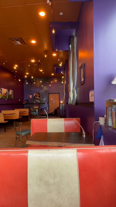 Wizard Burger - Here by myself! - Burgers Near Me - Albany, New York