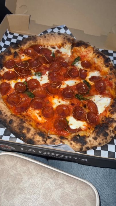 La Crosta Di Napoli - CHEFS KISS - Pizza Near Me - Whittier, California