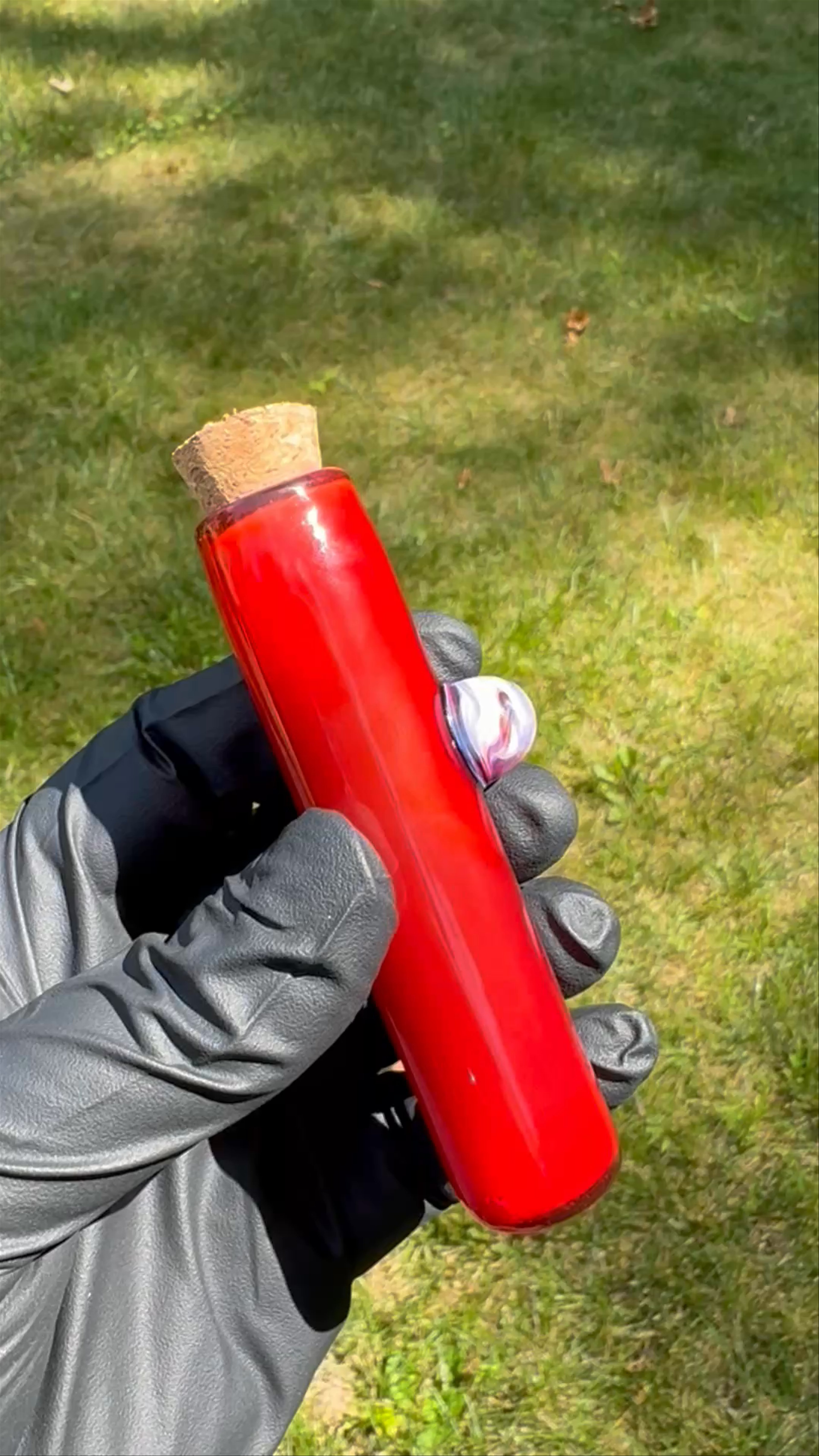 Preview pic of Red over white corked Joint Jar