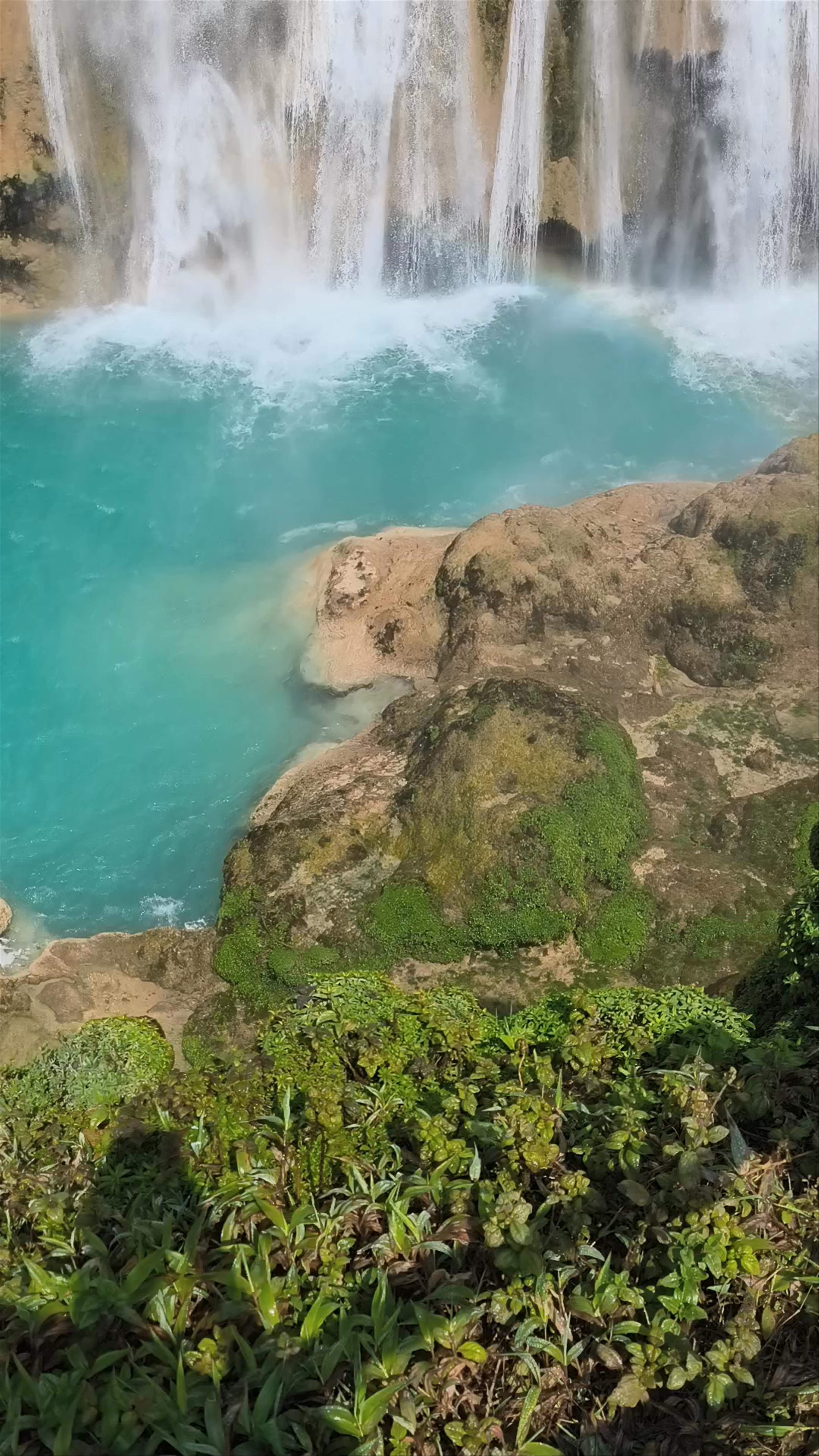 Cascada Velo de Novia: Breathtaking Waterfall in Chiapas, Mexico