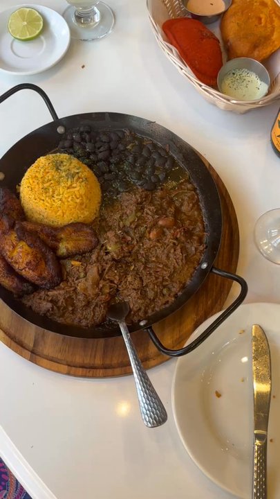 Viva Empanadas - Cuban Ropa vieja with yellow rice, black beans and sweet plaintains - Latin American Near Me - Albany, New York