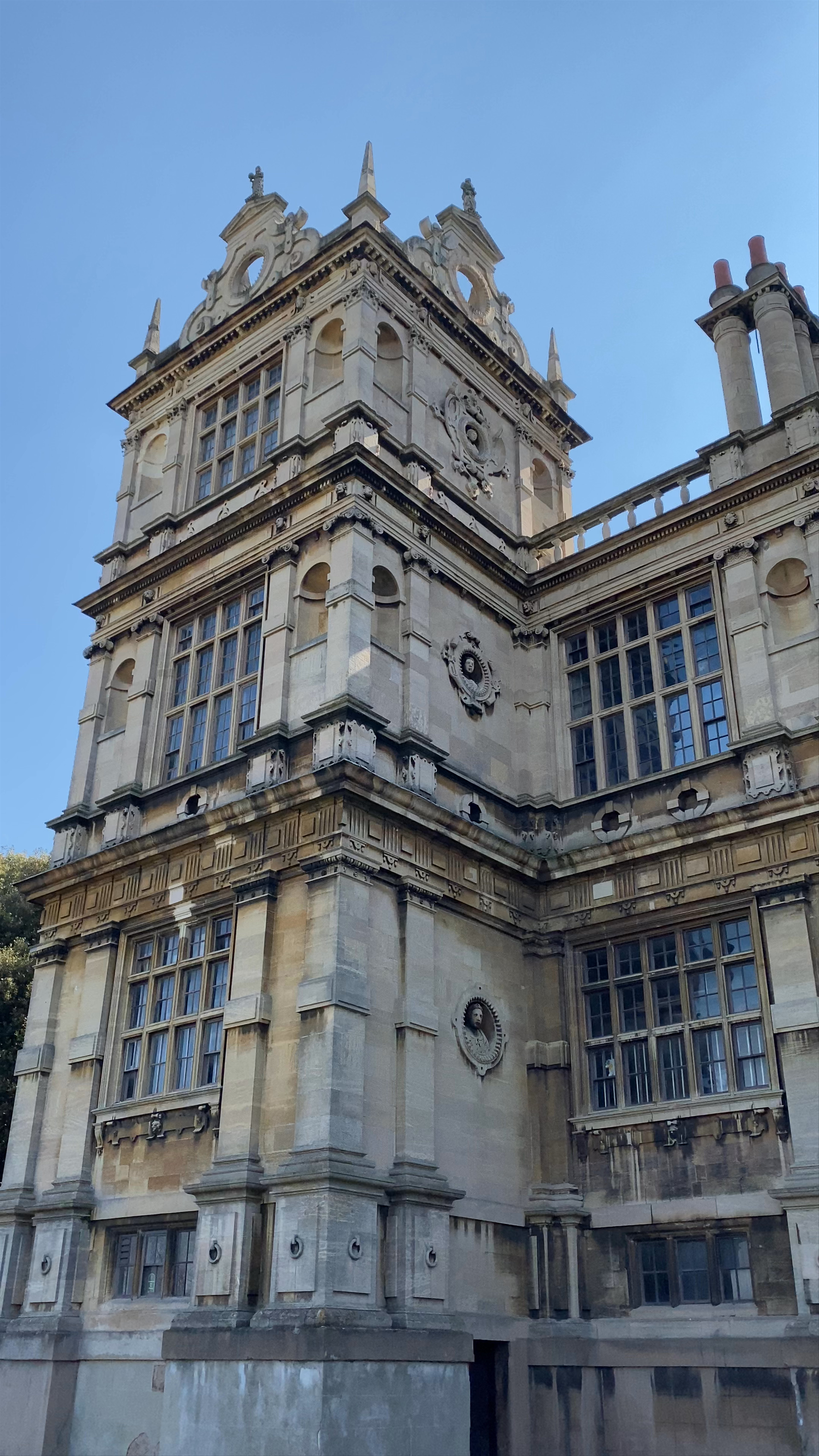 Wollaton Hall: Majestic Elizabethan Mansion in Nottingham