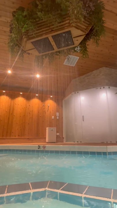 Sybaris Pool Suites - Hotels Near Me - Frankfort, Illinois