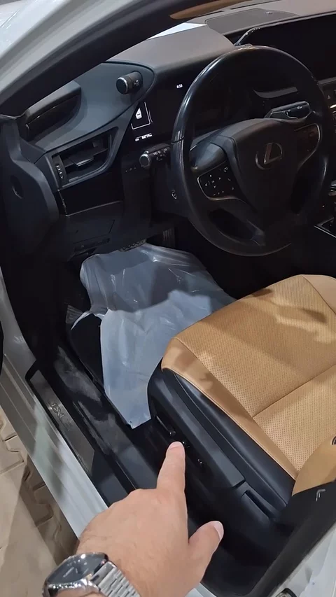 لكزس ES 250 2023