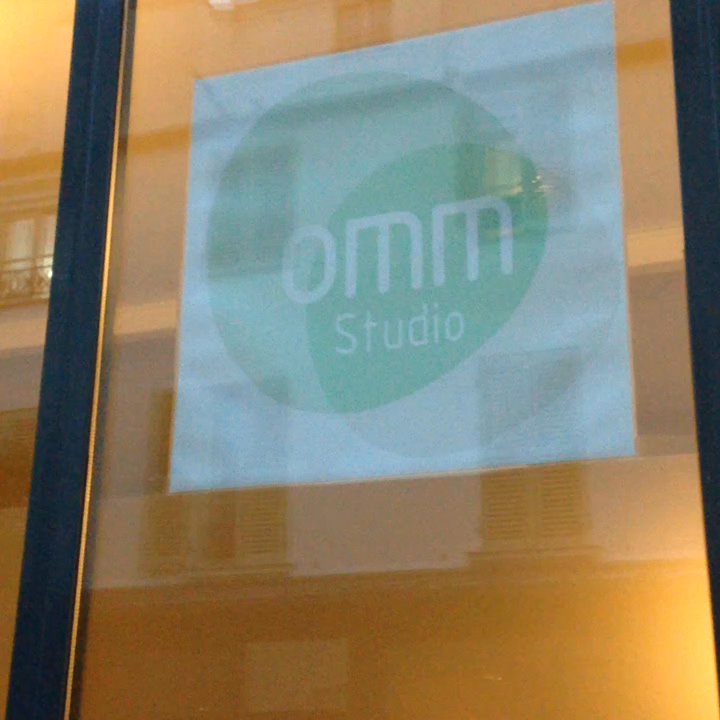 Omm Studio - La cour - Yoga Near Me - Paris, 75
