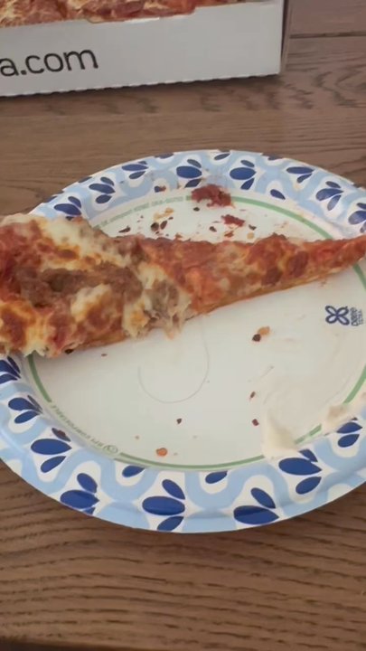 Straw Hat Pizza - Hair in Pizza - Pizza Near Me - Long Beach, California