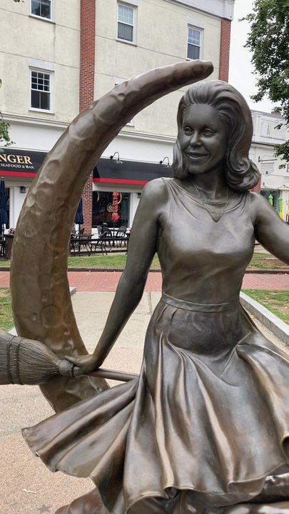Bewitched Statue - Landmarks & Historical Buildings Near Me - Salem, Massachusetts