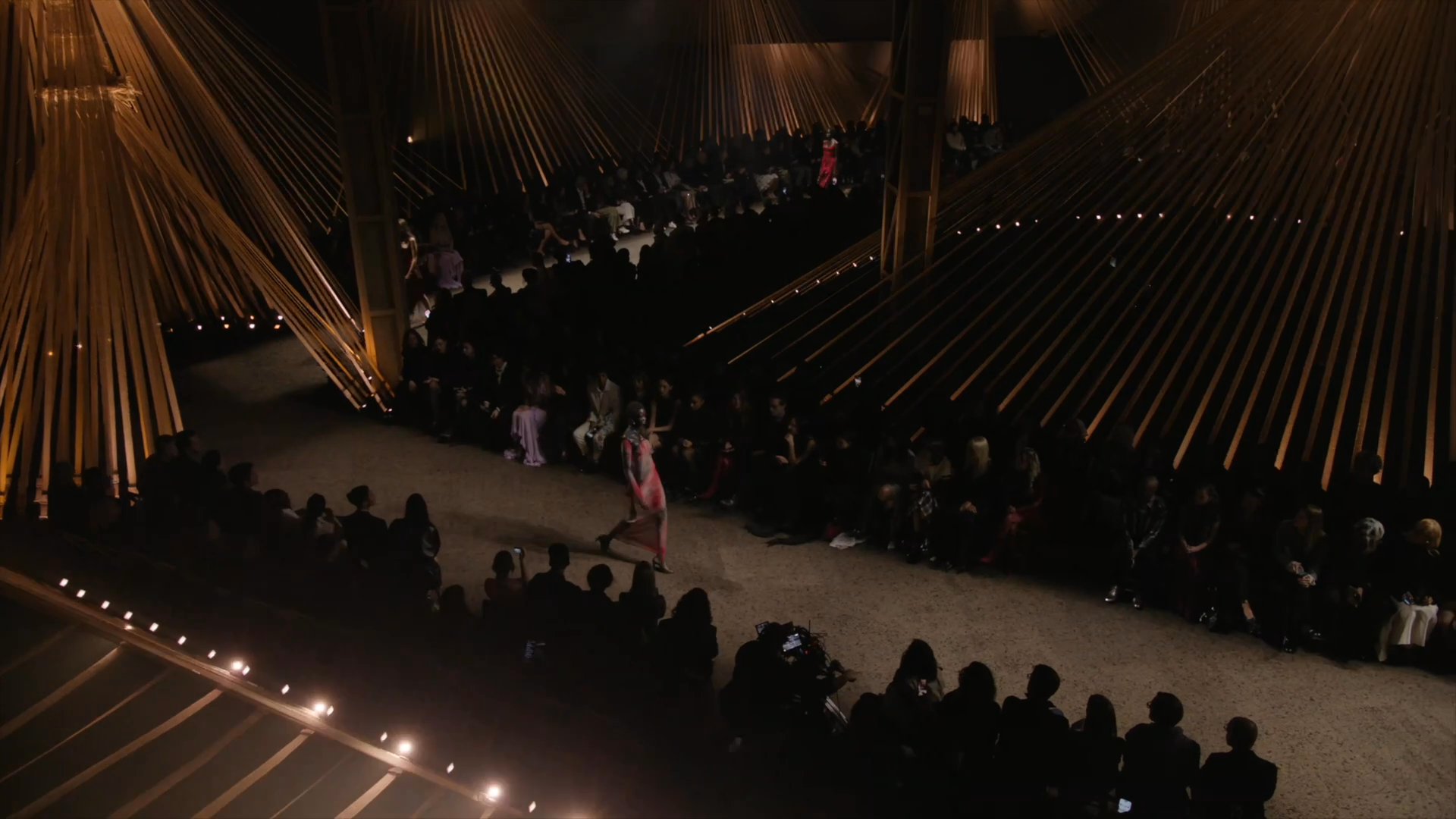 Alexander McQueen · SS26 · Runway · Paris
