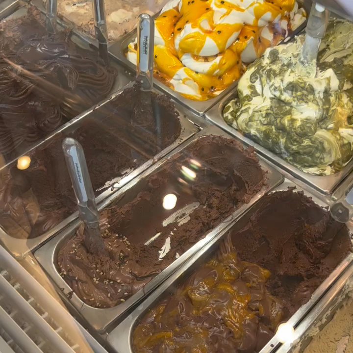 La Carraia - Wish I had more time to try 'em all - Ice Cream & Frozen Yogurt Near Me - Florence, FI