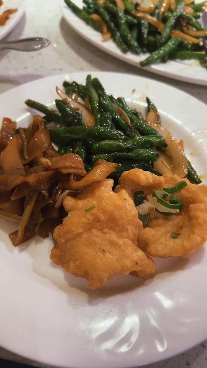 Venus - Lightly fried fish with salt and pepper with jalapeño. Needed a bit more salt and pepper. - Cantonese Near Me - Covina, California
