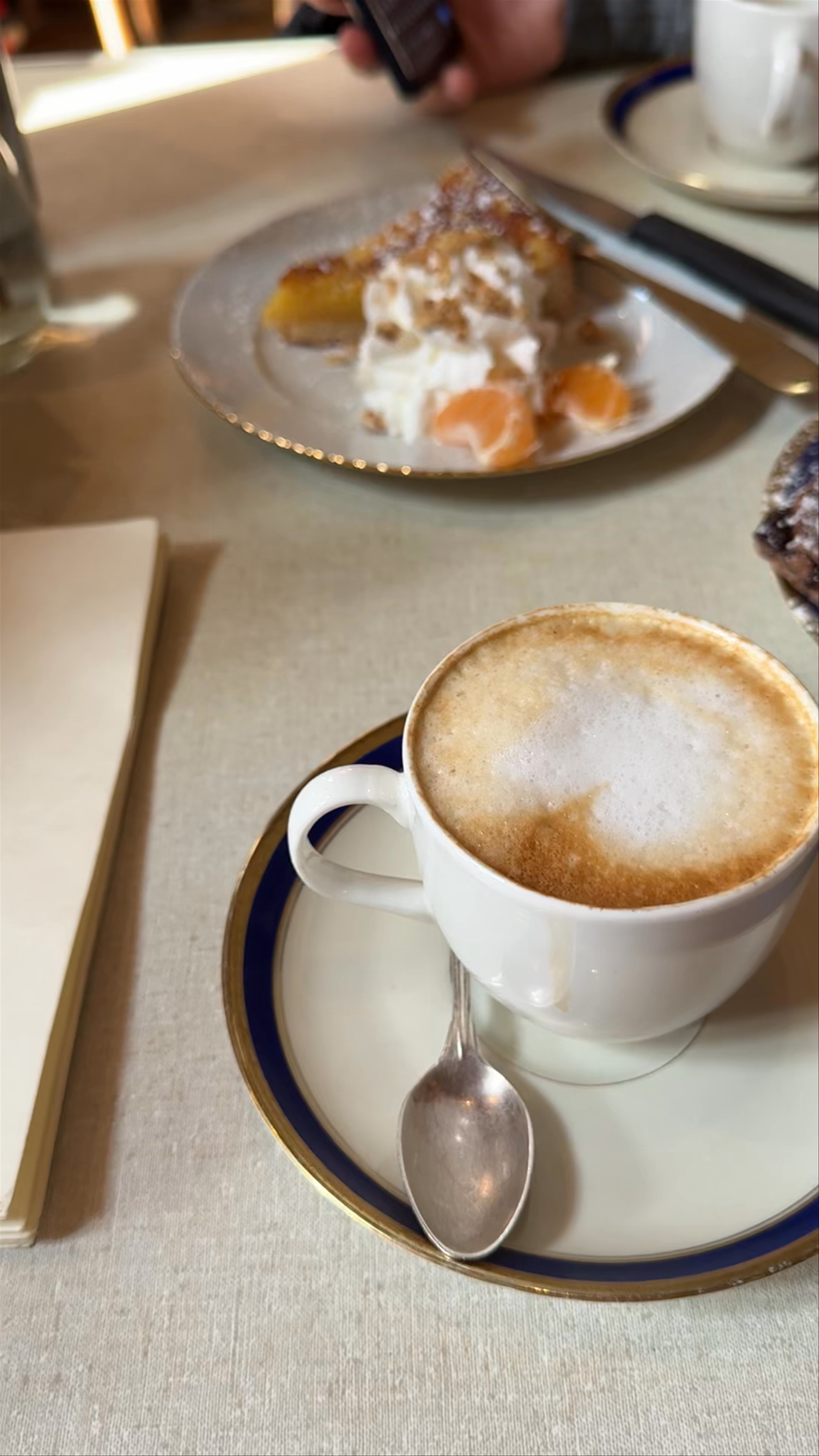 Cozy Sweet Moments at Sullaluna Libreria & Bistrot, Venice