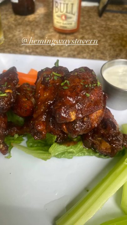 Hemingway's Tavern - New American Near Me - Melbourne, Florida