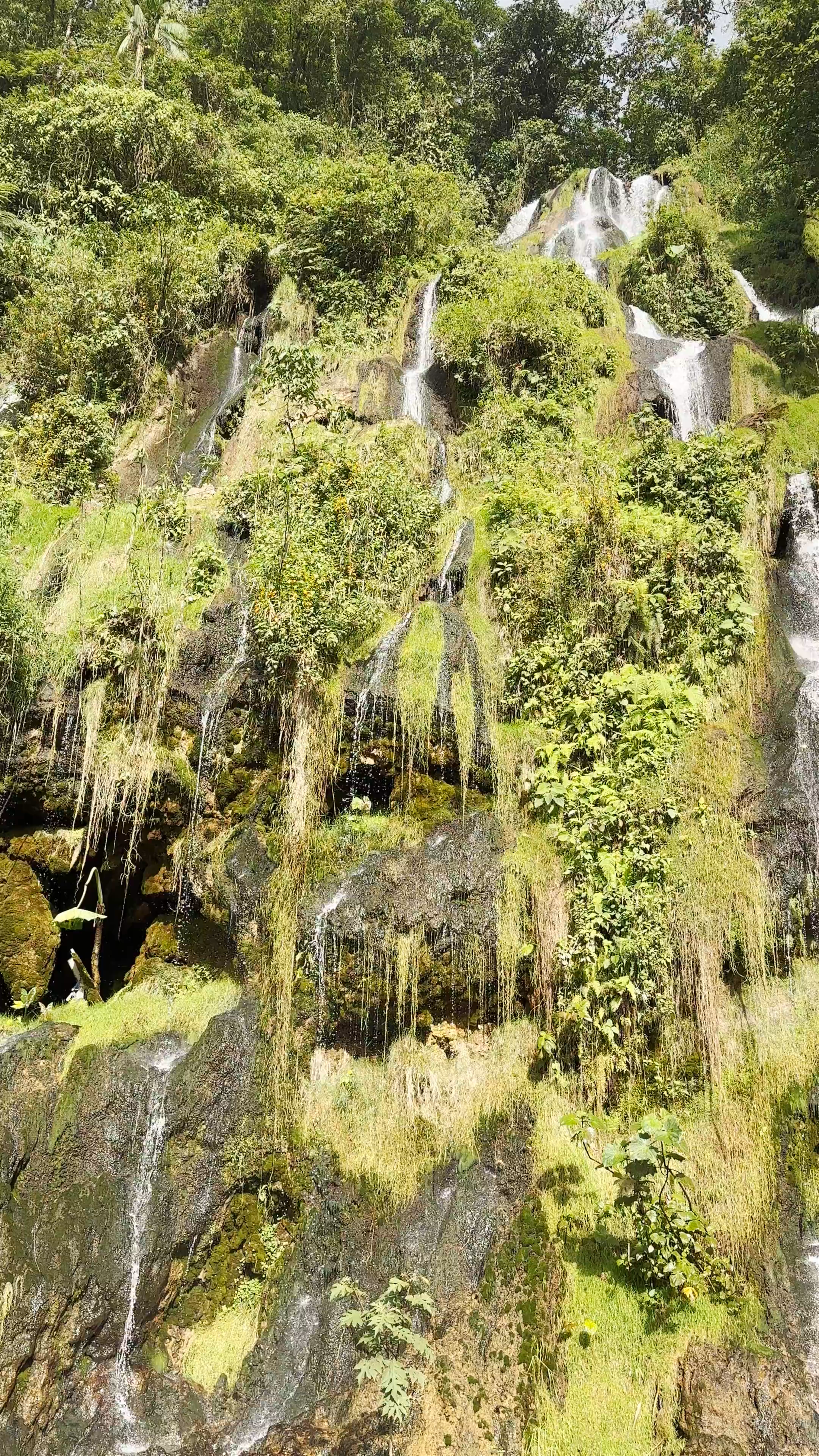 Cascada Santa Helena