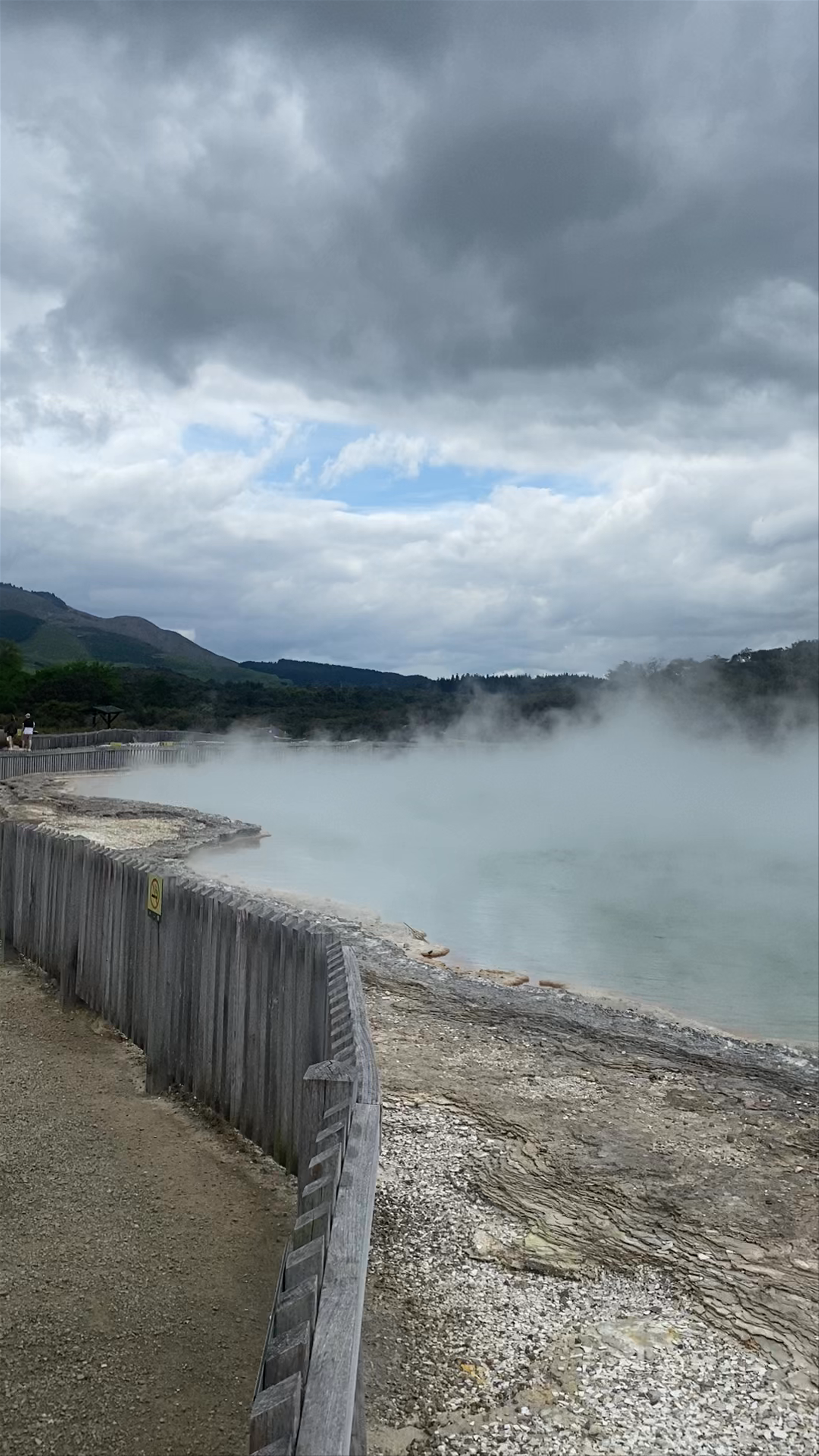 Champagne Pool: Mystical Geothermal Beauty in Waikato, New Zealand