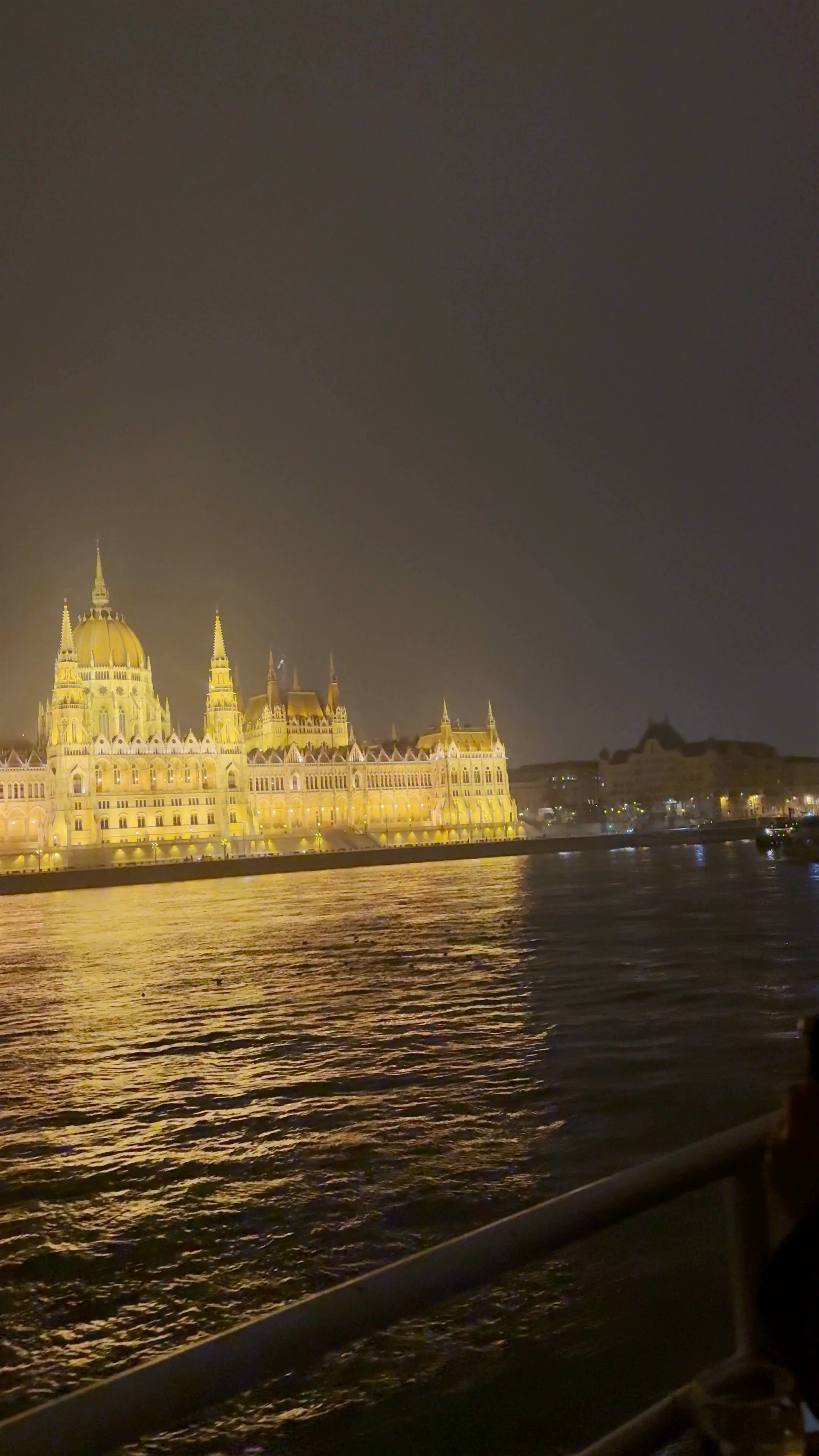 Budapest, Portum Lines, Dock 42 port, Szent István Park