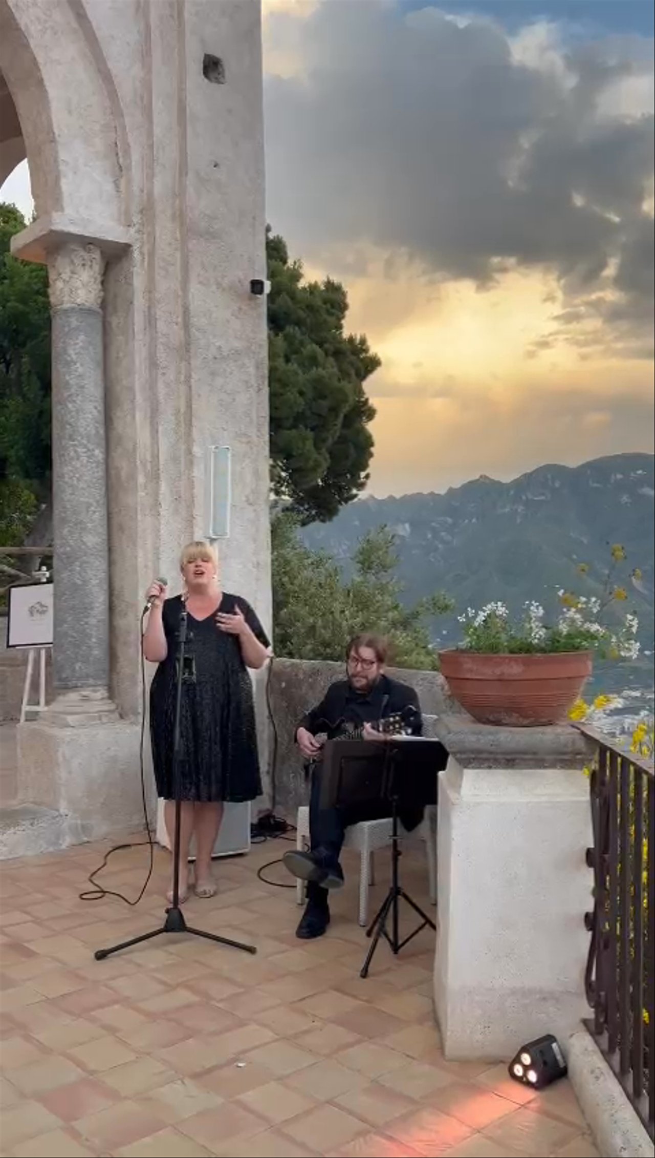The Amalfi Wedding Singer - Live Set 2026 - video