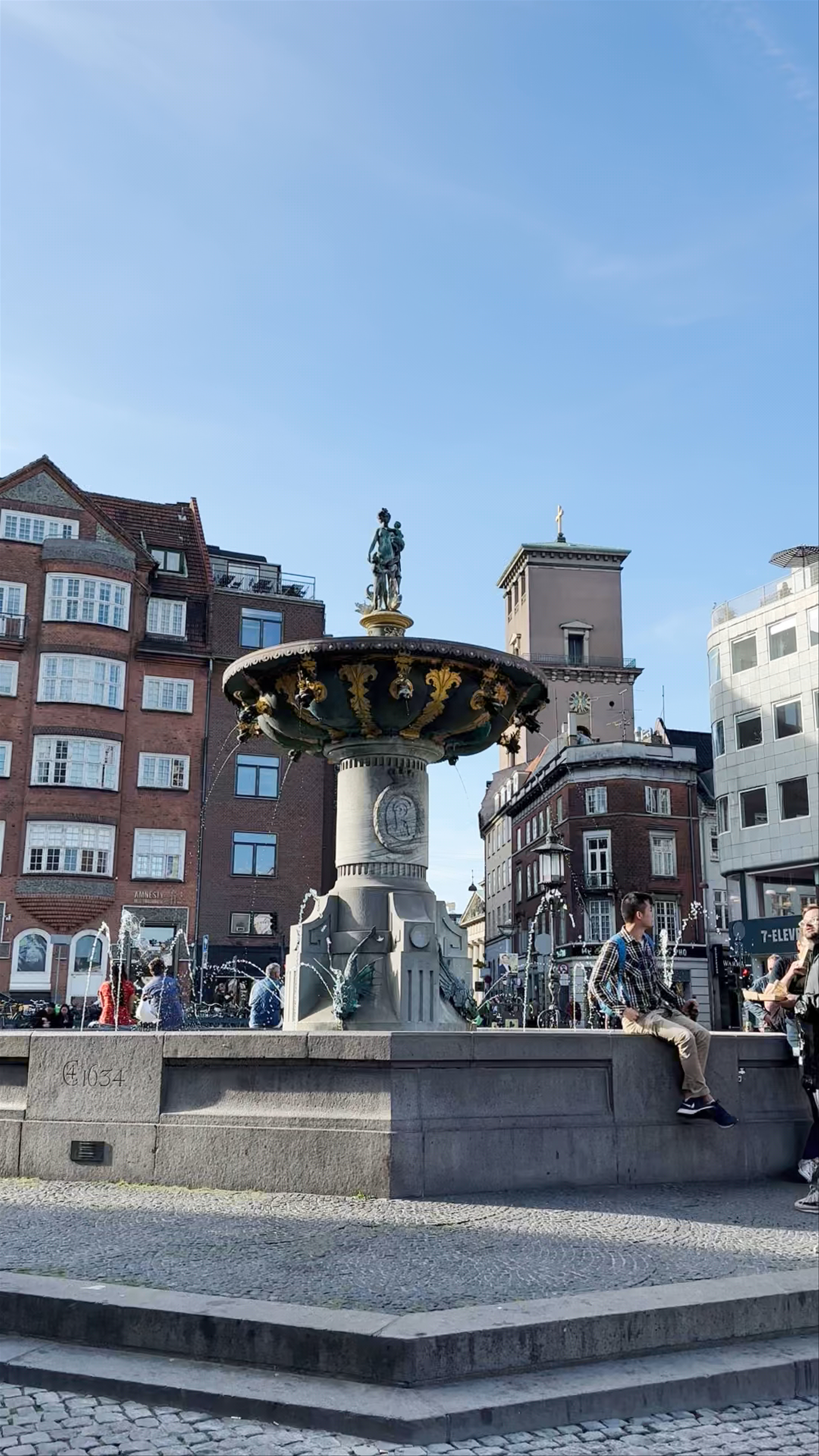 Caritasbrønden af Statius Otto