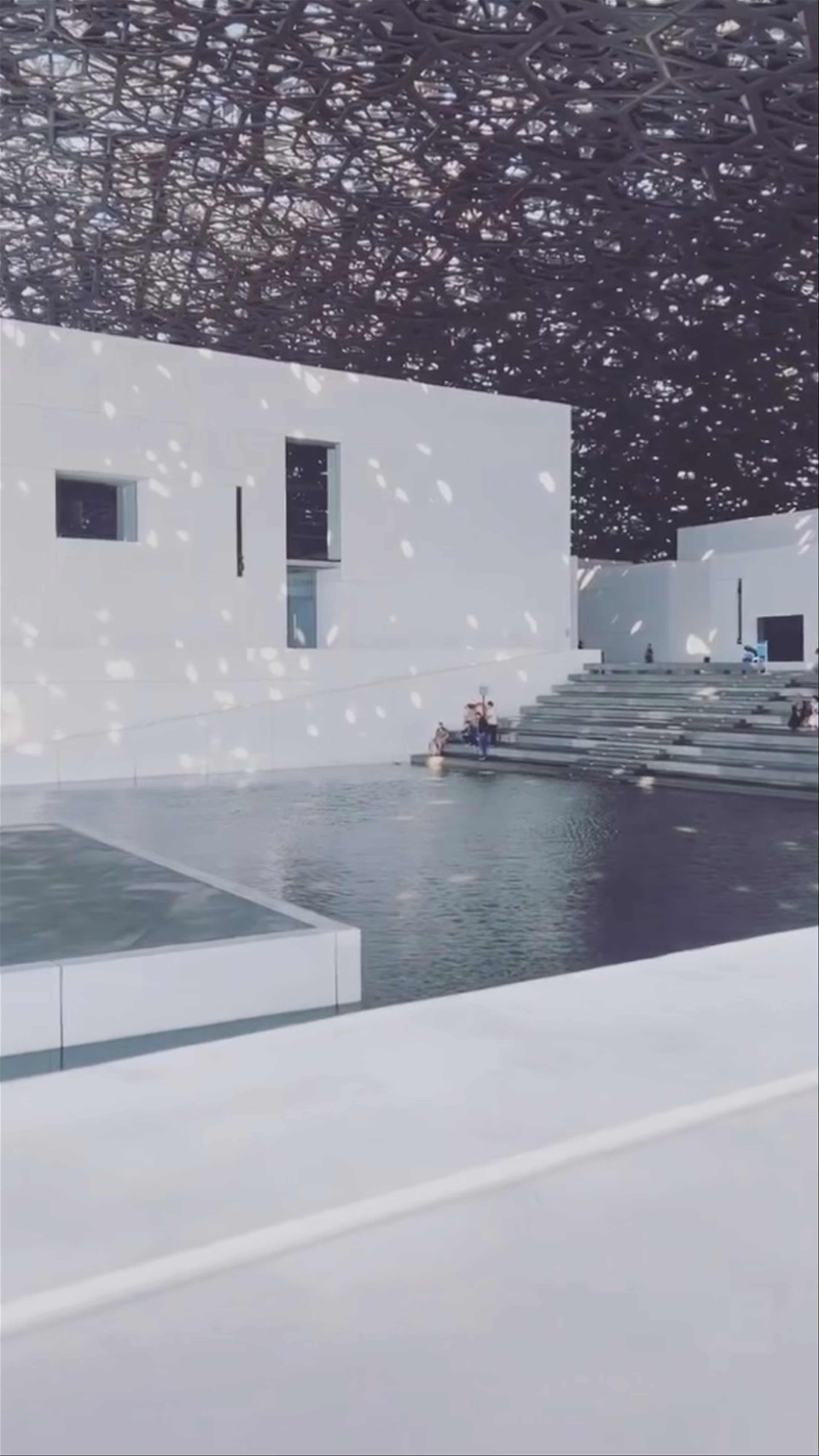 Louvre Abu Dhabi - Abu Dhabi - United Arab Emirates