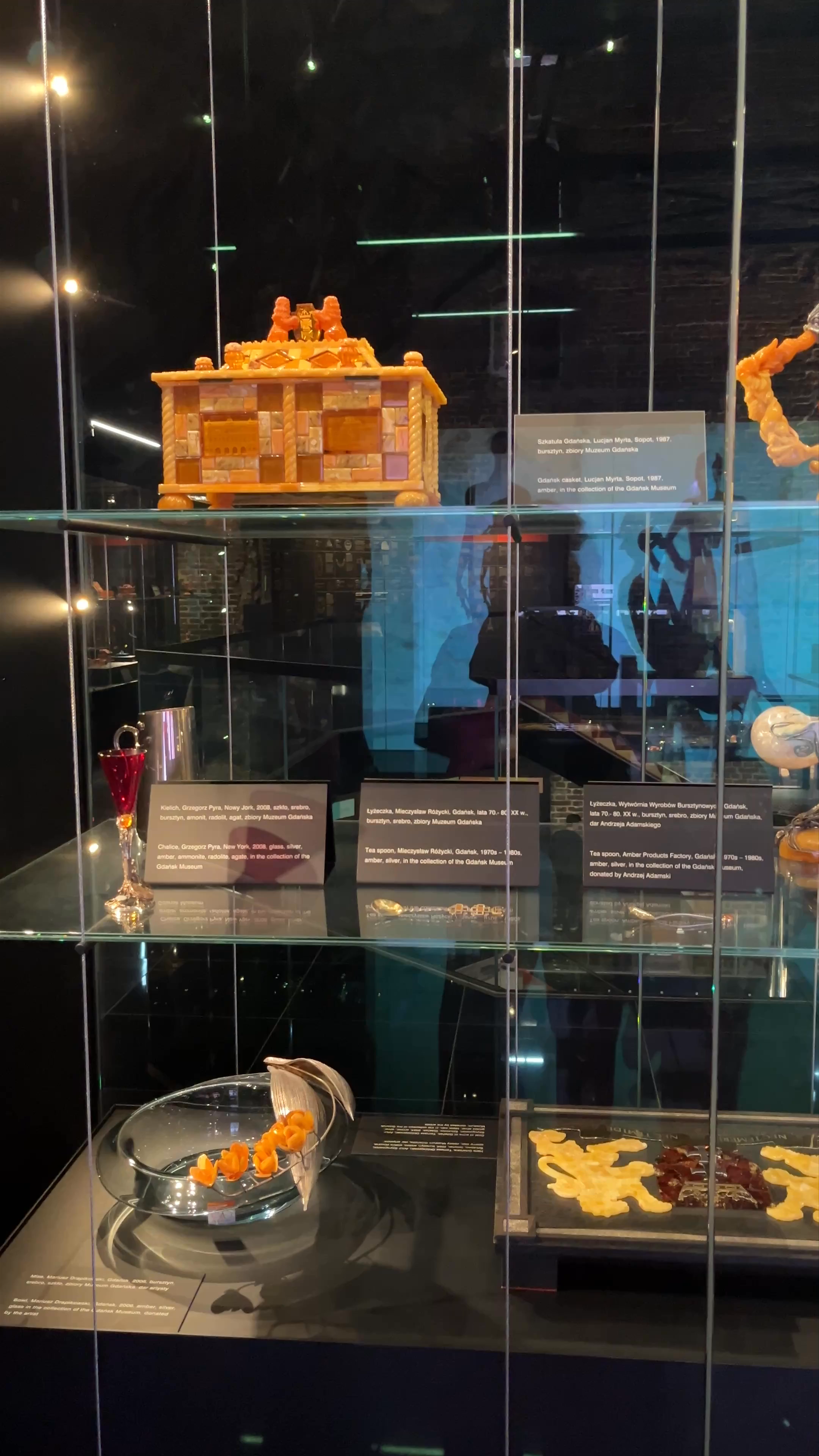 Muzeum Bursztynu: Captivating Amber Artifacts in Gdańsk