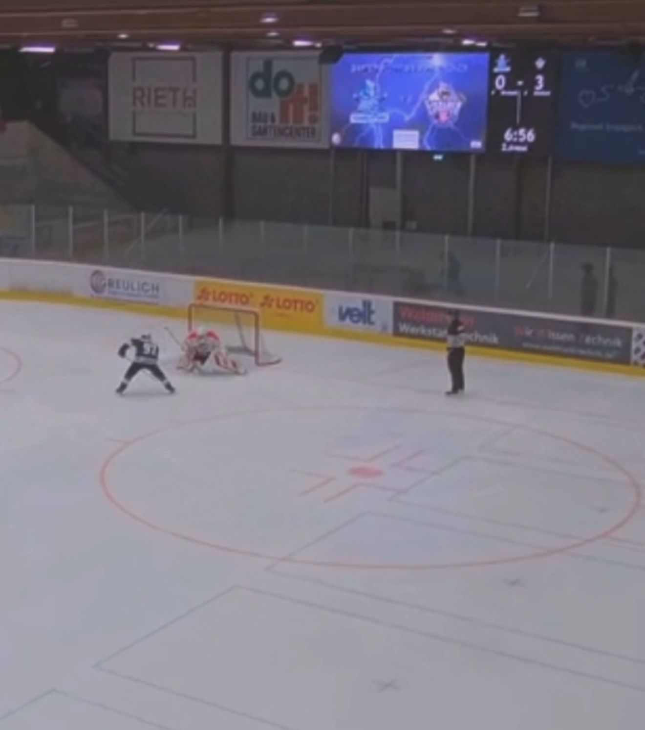 Tobias Schuster's Incredible Saves | EV Regensburg U17 Highlights
