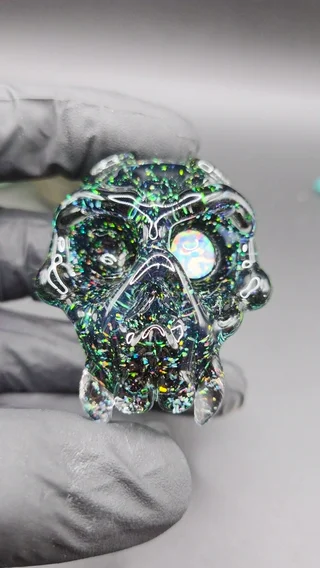 Preview pic of Crushed opal skull