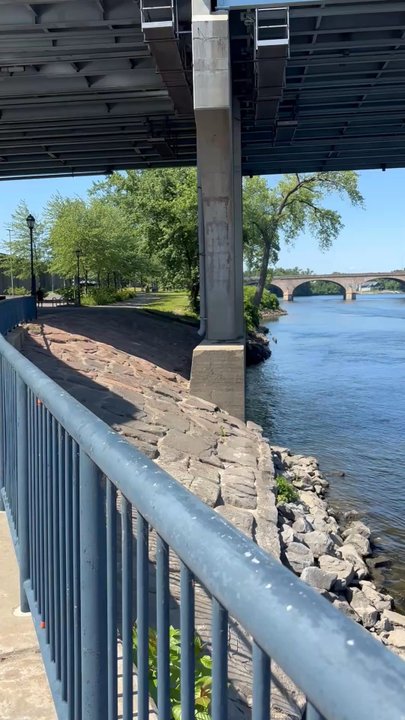 Riverside Park - Parks Near Me - Hartford, Connecticut