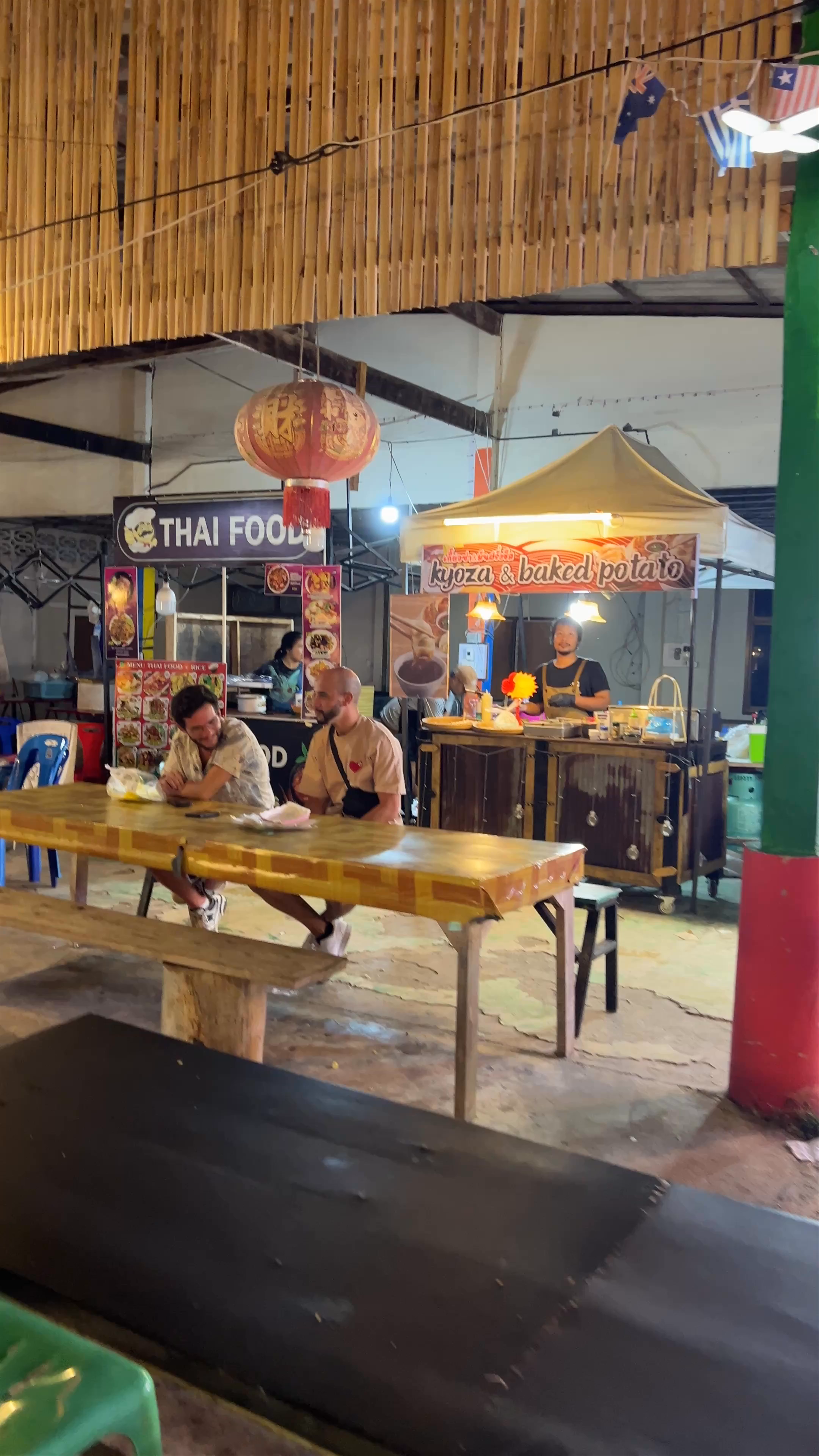 Lanta Walking Street Night Market: Authentic Eats and Vibrant Vibes in Ko Lanta