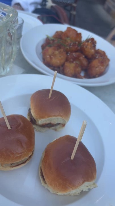 Burntwood Tavern - Angus Beef Sliders - American Near Me - Naples, Florida