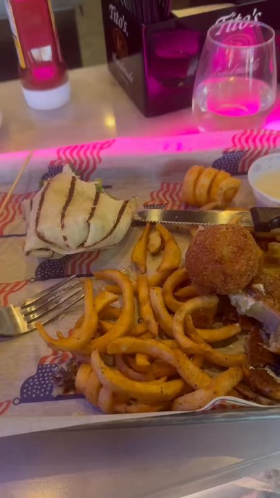 Midnight Tavern - Our food - Bars Near Me - Naples, Florida
