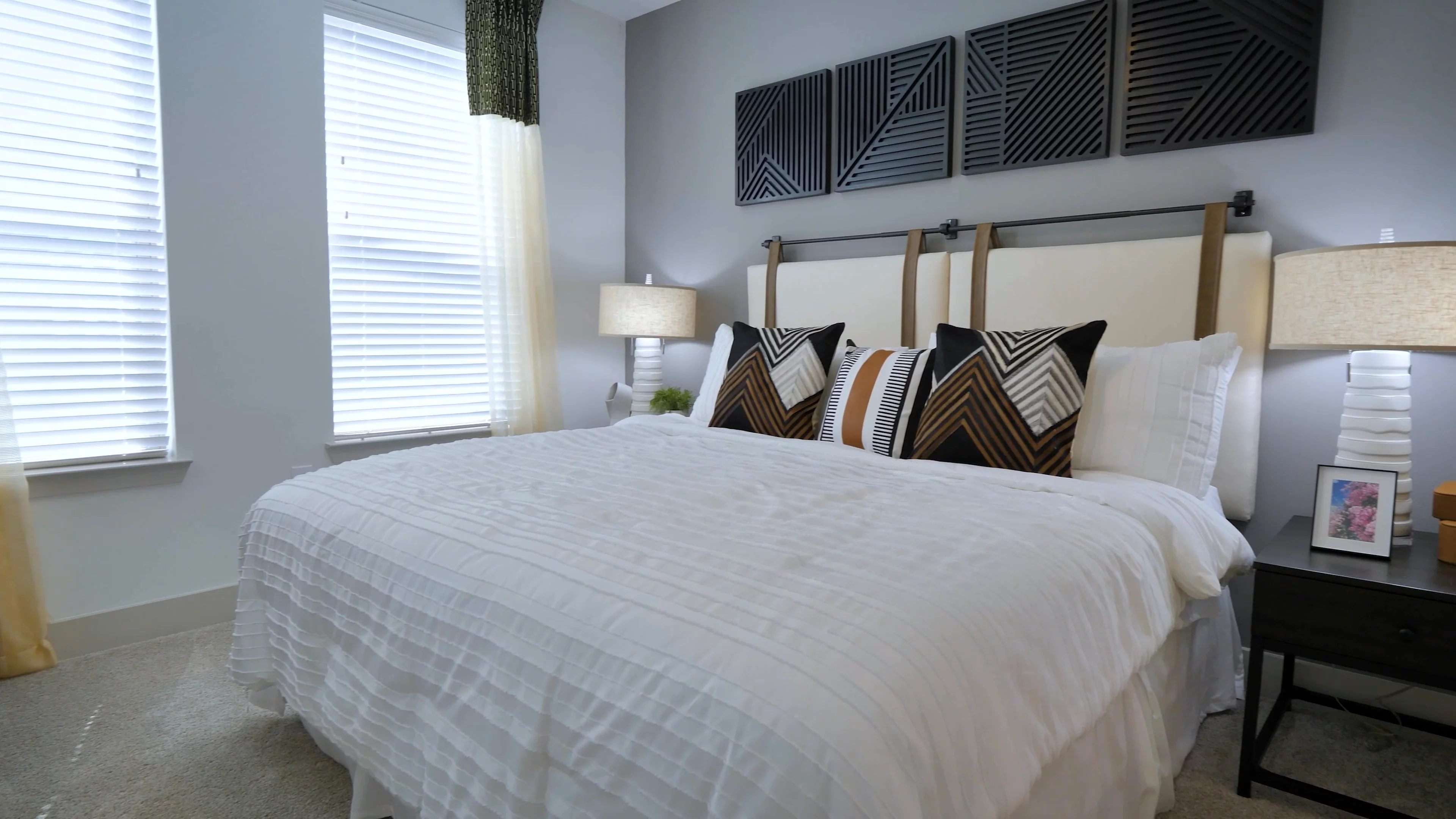 Alta Firewheel apartment photo