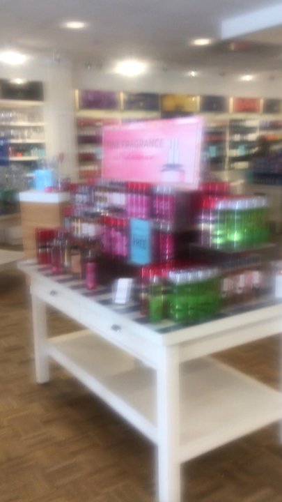 Bath & Body Works - Cosmetics & Beauty Supply Near Me - Northridge, California