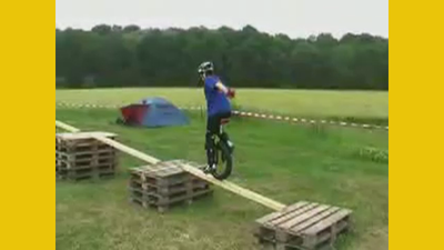 152
