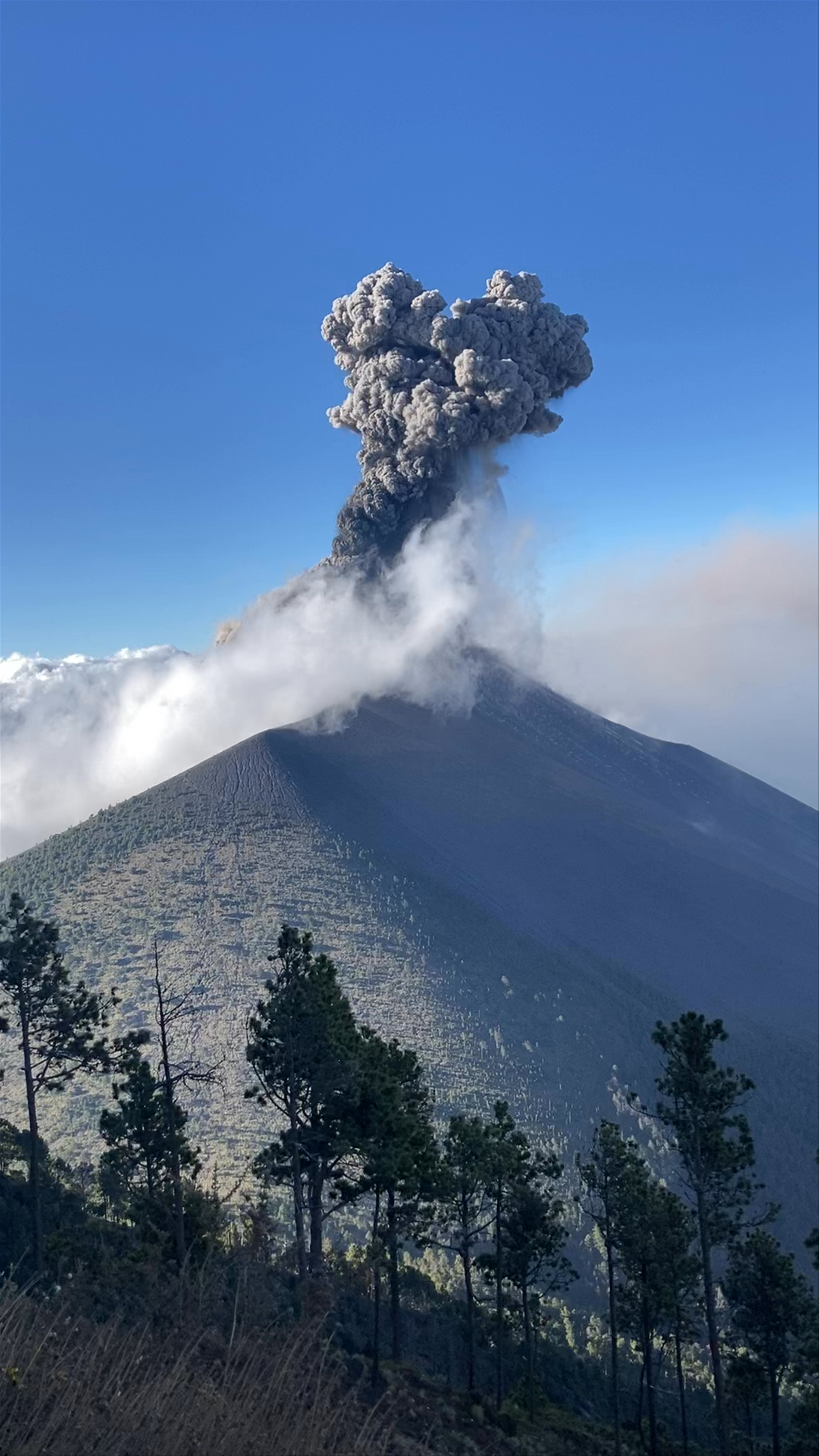 Acatenango Volcano Trailhead