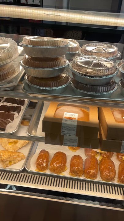 Ricomini - This is the Mayaguez location - Bakeries Near Me - Mayagüez, Puerto Rico