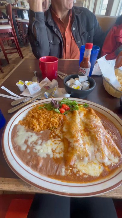 Martin's Restaurant - Beef Enchiladas - Mexican Near Me - Cayucos, California