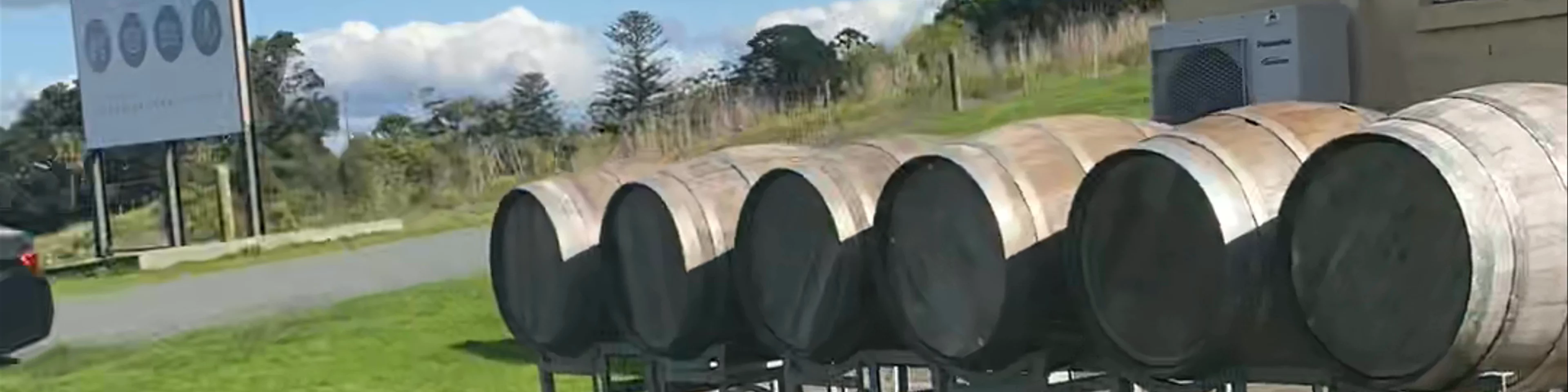 Crooked River Wines - Winery - Cellar Door - Restaurant - Wedding Venue