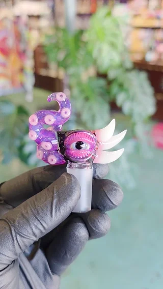 Preview pic of Tentacle Salt Slide